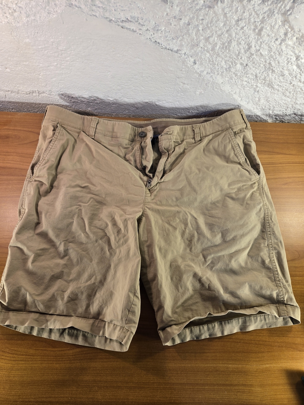 Marc Anthony Chino Tan Shorts Men's Size 38